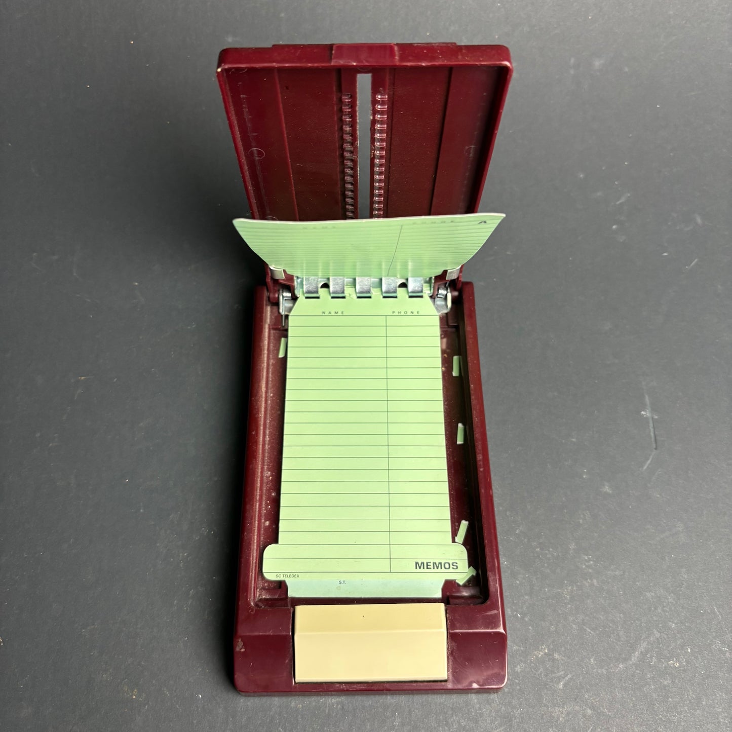 Vintage Teledex Desk Address Index – Burgundy & Cream – Model T53-6