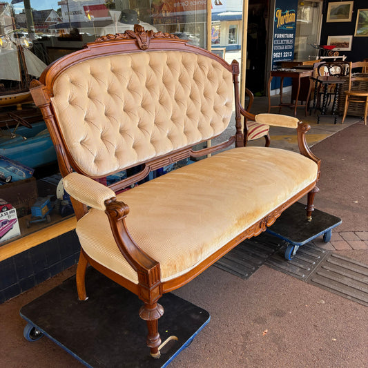 Antique Victorian Walnut Two-Seater Settee with Button Back