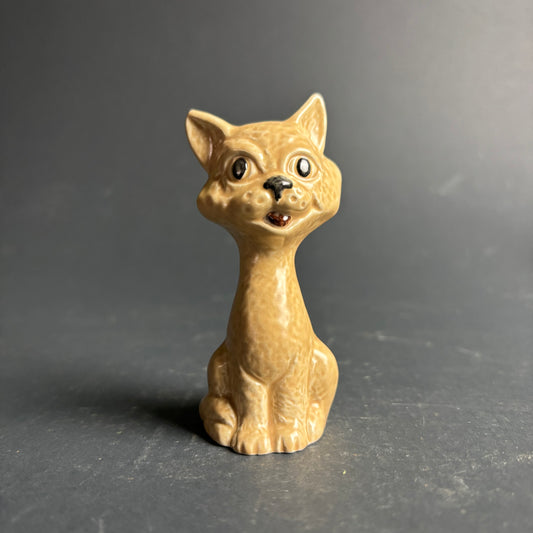 Sylvac England Cat Figurine Model 5298 Vintage Ceramic Kitten