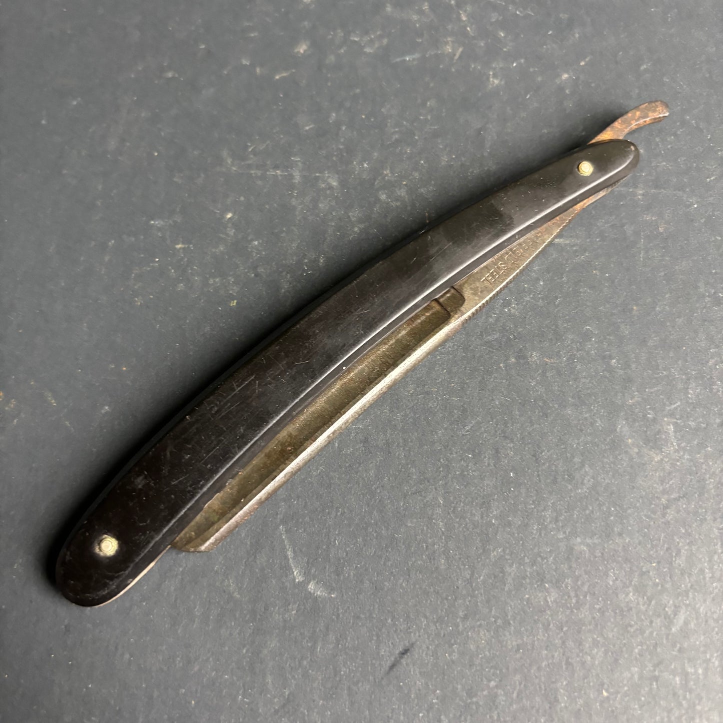 Vintage Straight Razor – Hollow Ground Steel, German