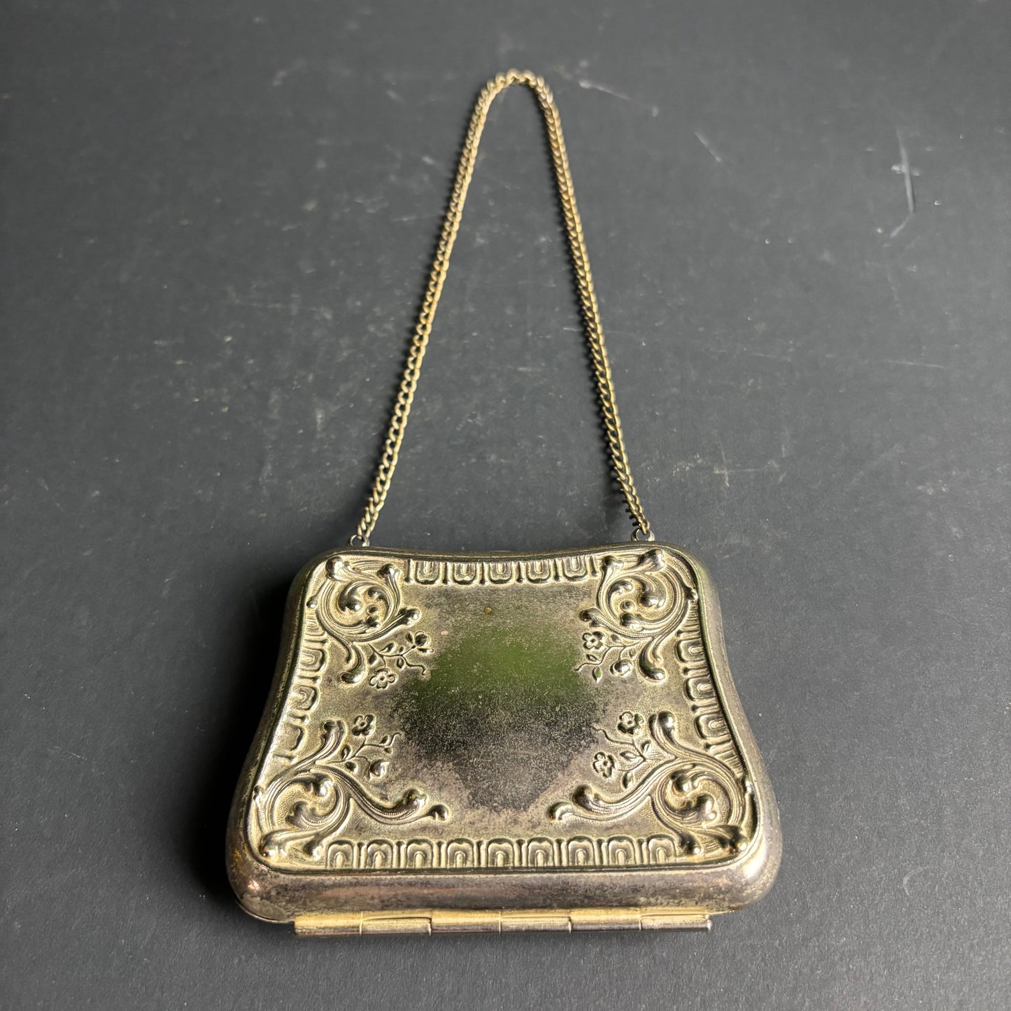 Vintage Silver Tone Evening Purse – Compact Concertina Coin Bag