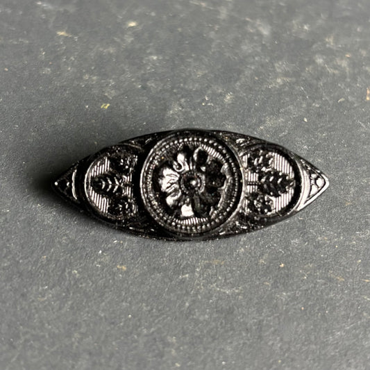 Victorian Style Black Mourning Brooch – Jet Style