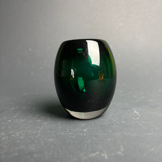 Mid Century Emerald Green Art Glass Vase