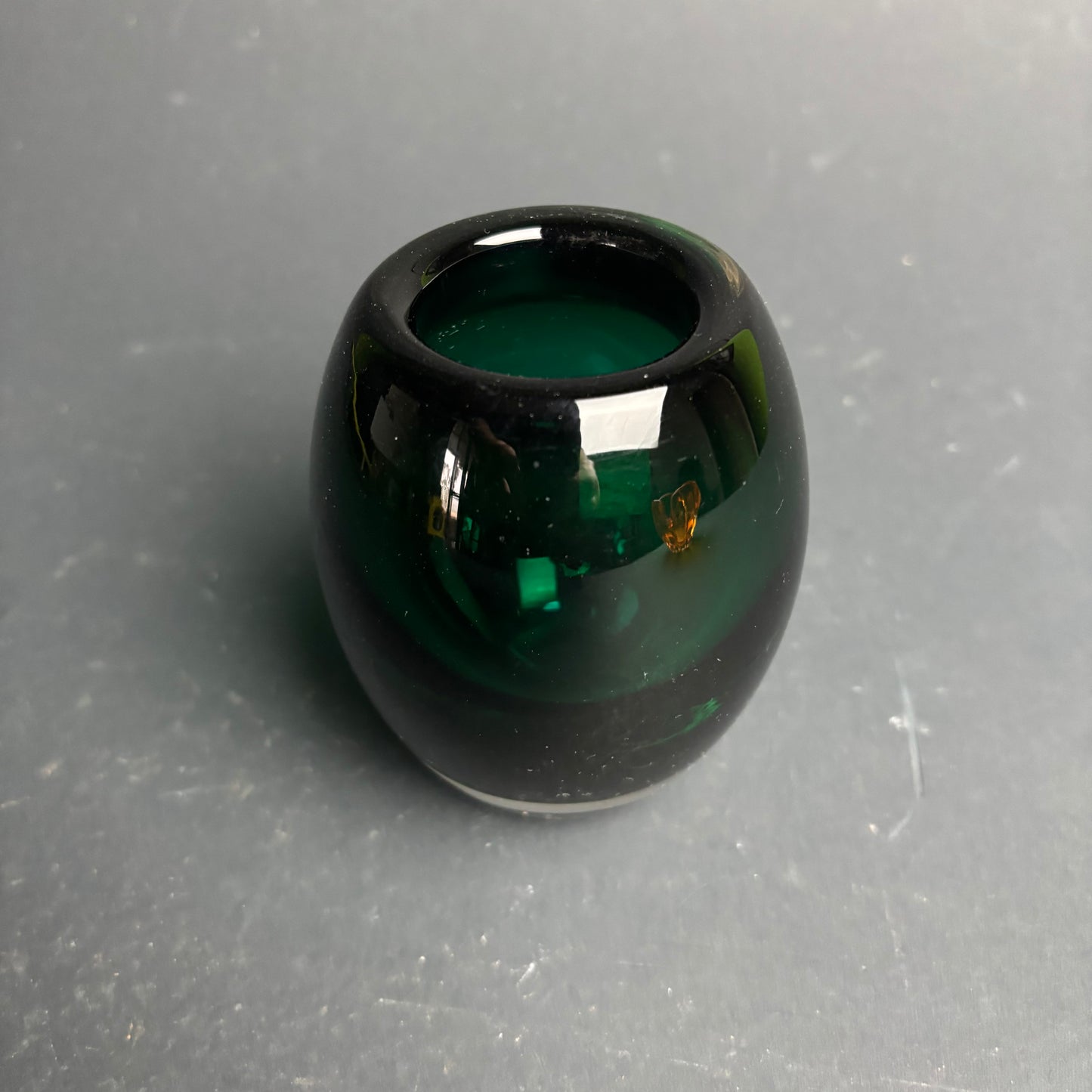 Mid Century Emerald Green Art Glass Vase