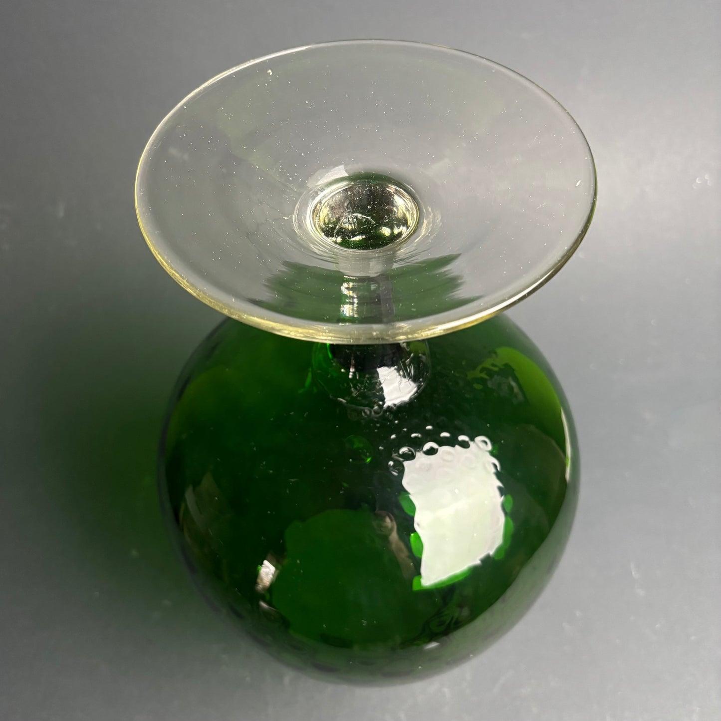 Large Vintage Emerald Green Art Glass Goblet Vase – Hand Blown Style with Organic Rim
