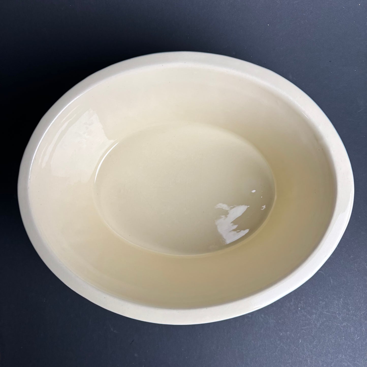 Vintage Diana Pottery Lidded Casserole Dish – Australian Ovenware – Blue & Cream (Large)