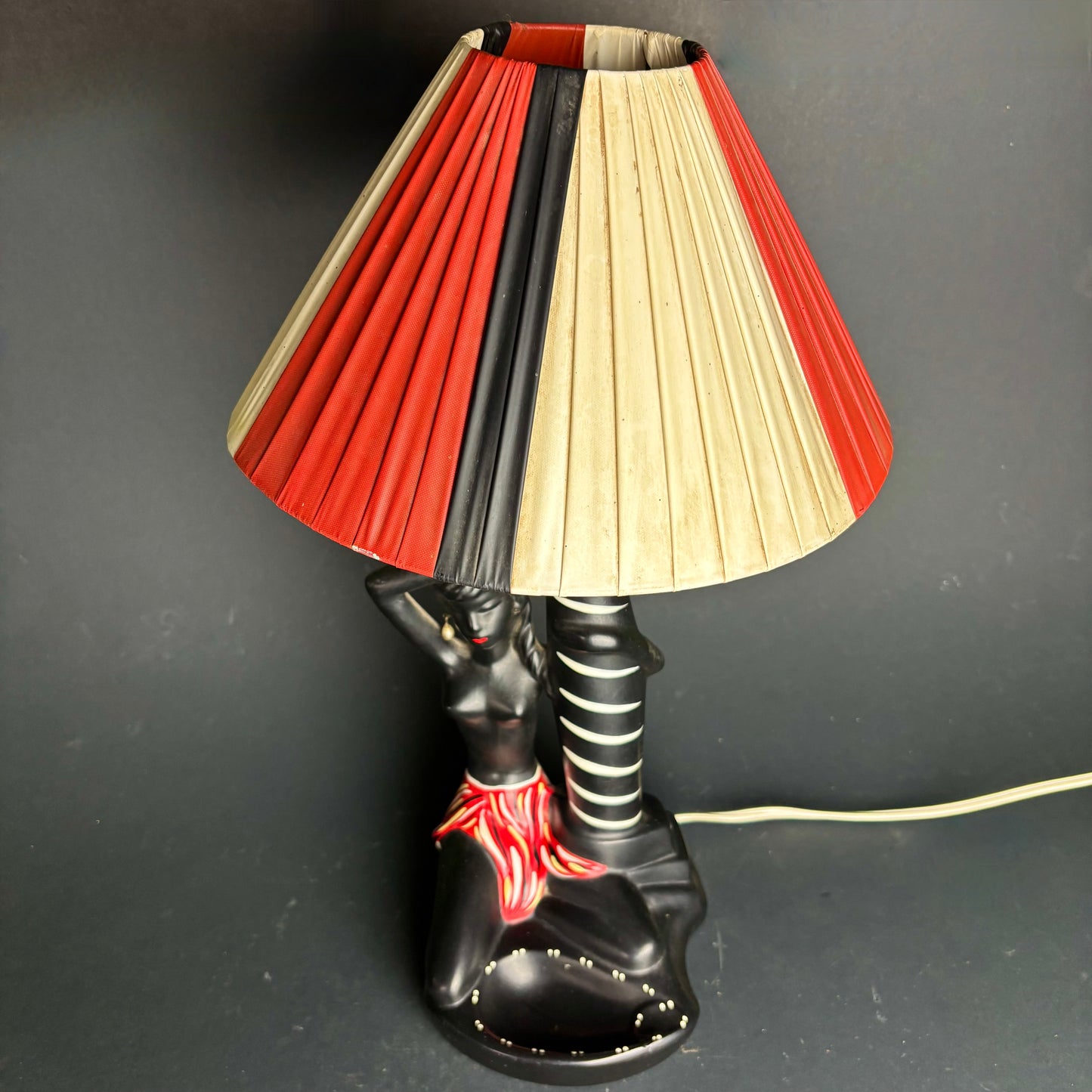 Barsony FL-39 Black Lady Lamp – Original 1950s Australian Chalkware with Pleated Shade