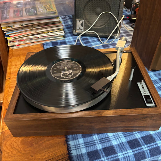 Acoustic Research XB1 turntable