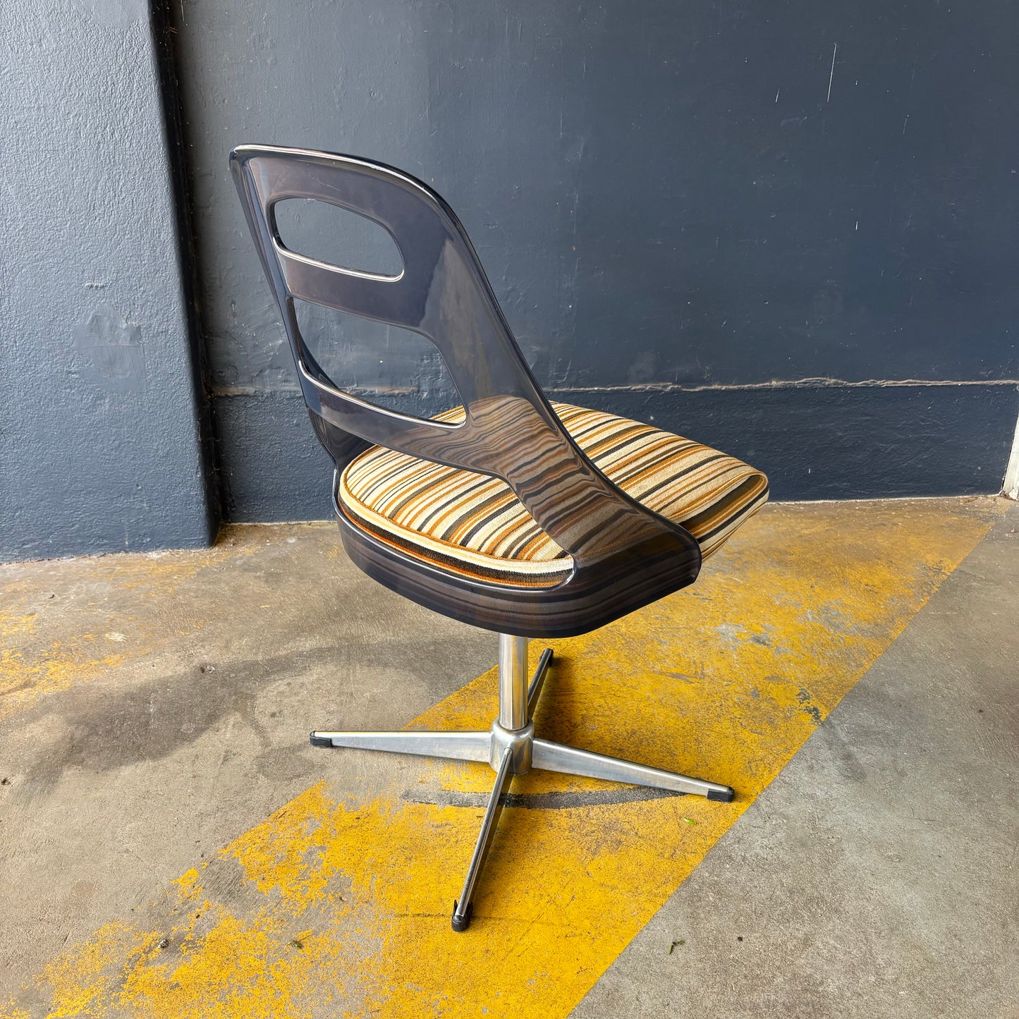 1981 PSP Italy Smoked Glass Dining Suite