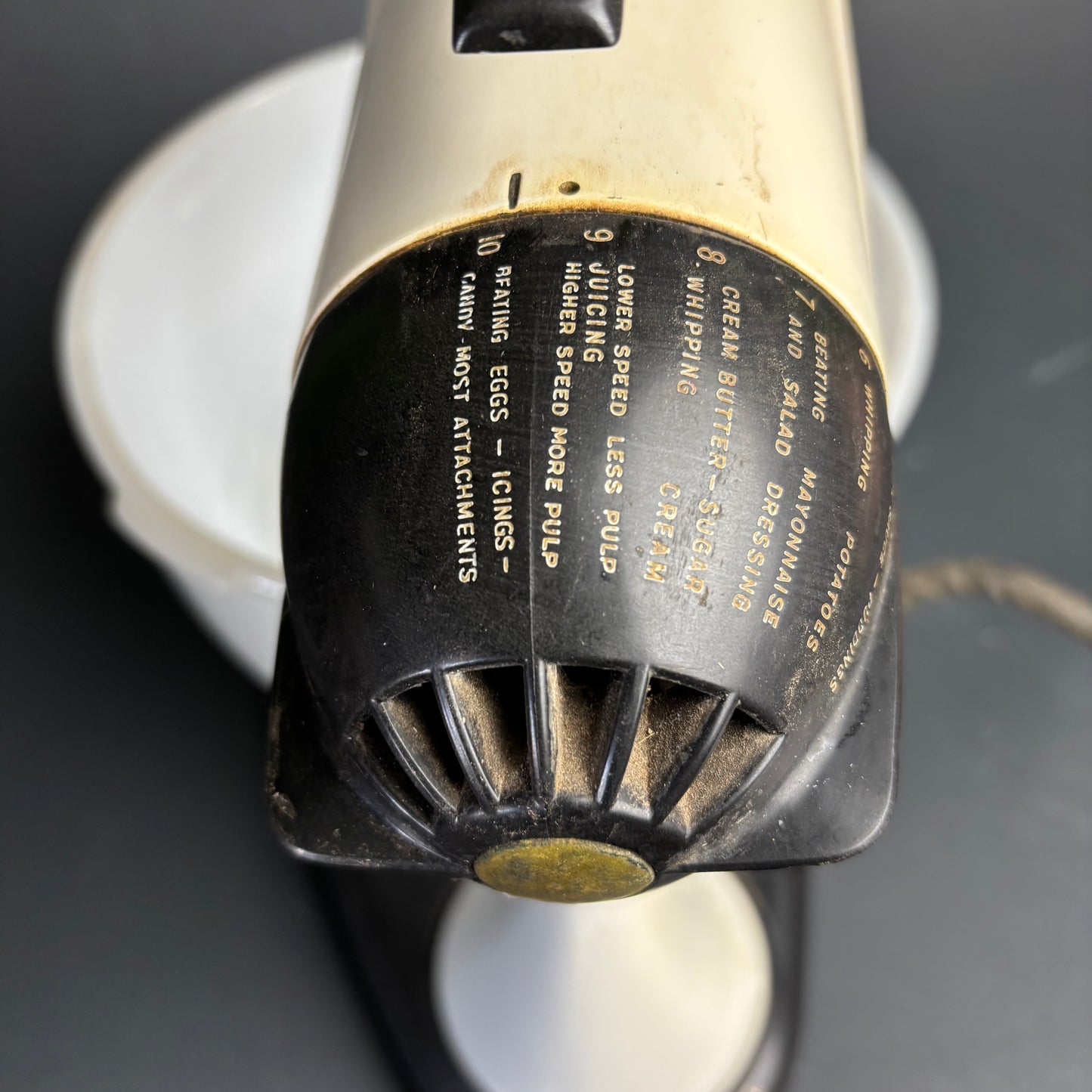 Vintage Sunbeam Mixmaster Stand Mixer Cream & Black w Bowl Retro Kitchen