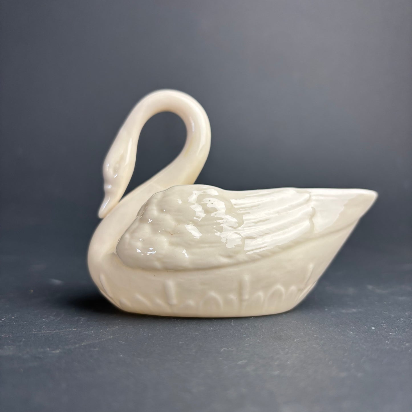 Belleek Ireland Swan Open Salt / Trinket Dish – Cream Glaze