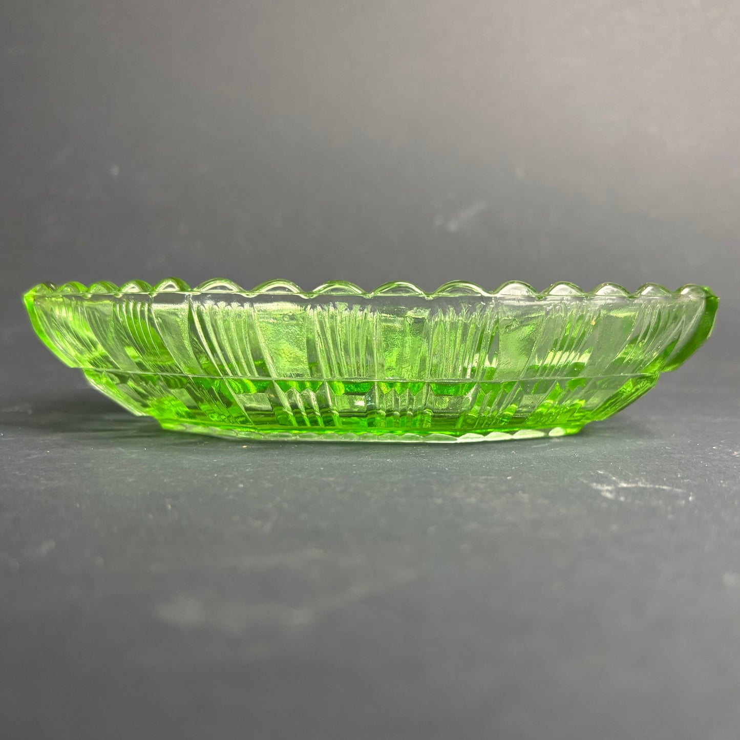 Vintage Green Glass Octagonal Serving Dish – Art Deco Pressed Glass