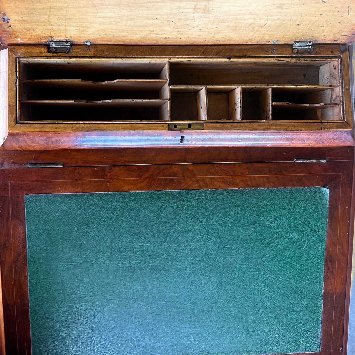 Victorian Burr Walnut Davenport Desk with Pop-Up Stationery Cabinet c.1860–1880