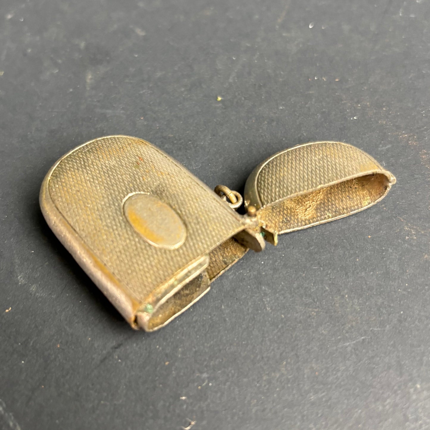 Antique Vesta Case – Engine Turned Metal Match Safe / Pocket Match Holder