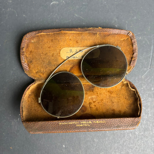 Antique Folding Pince-Nez Sunglasses with Case – Rimmington Wells, Boston