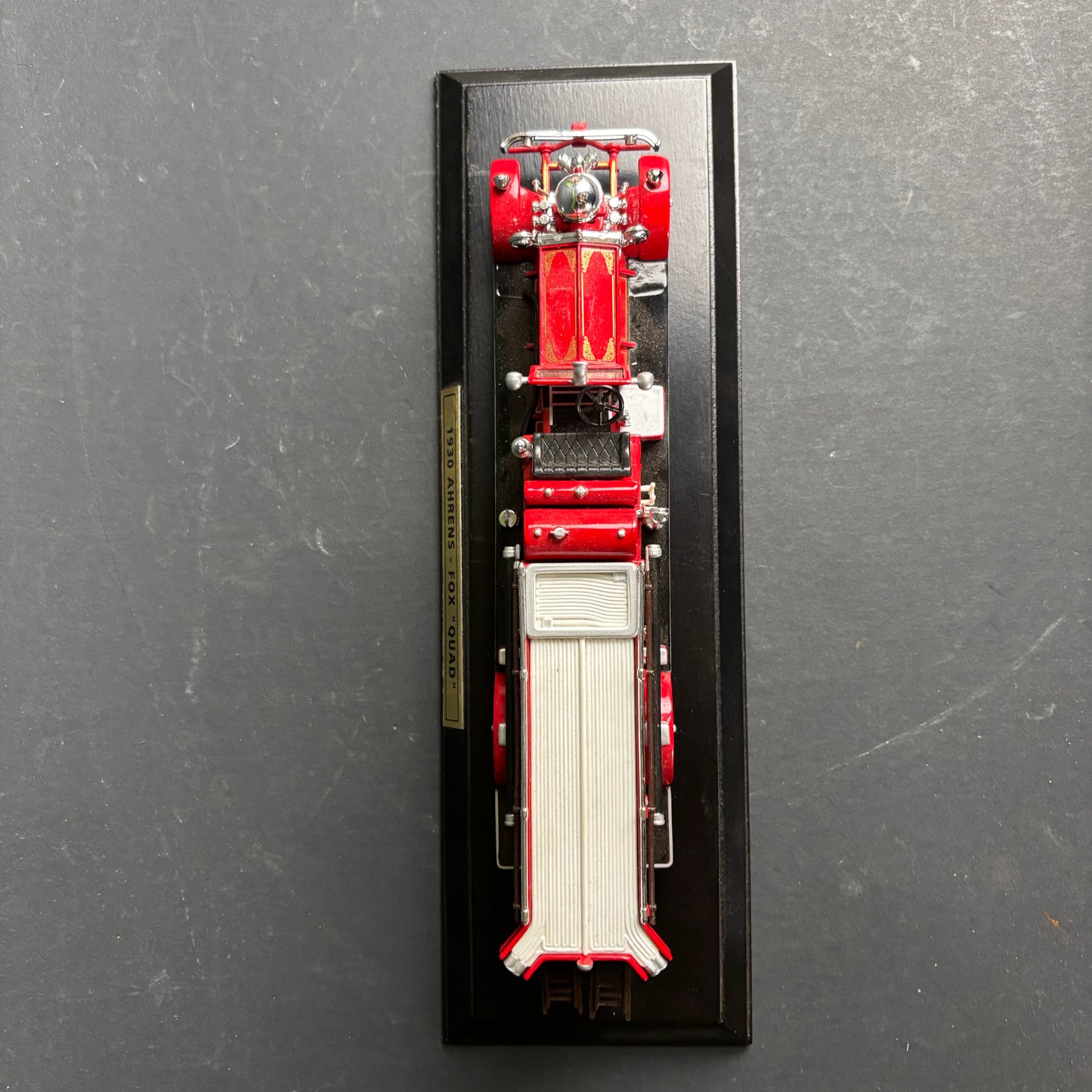 Matchbox Models of Yesteryear 1930 Ahrens-Fox “Quad” Fire Engine – Special Edition Boxed