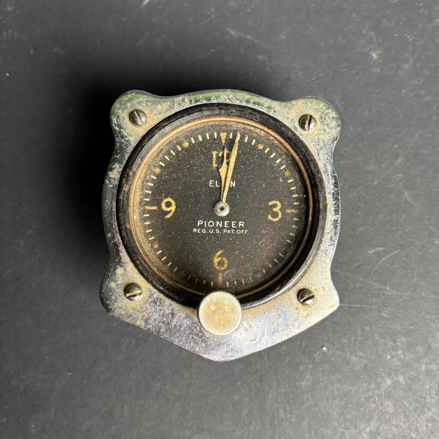 Vintage Bendix “Pioneer” Aircraft Cockpit Clock – Industrial Aviation Instrument