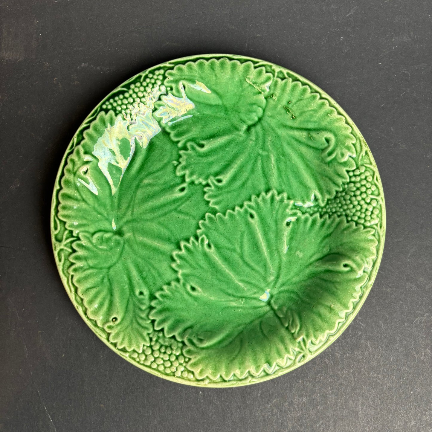 Vintage Green Majolica Style Plate – Cabbage Leaf & Grape Relief c.1930s–50s