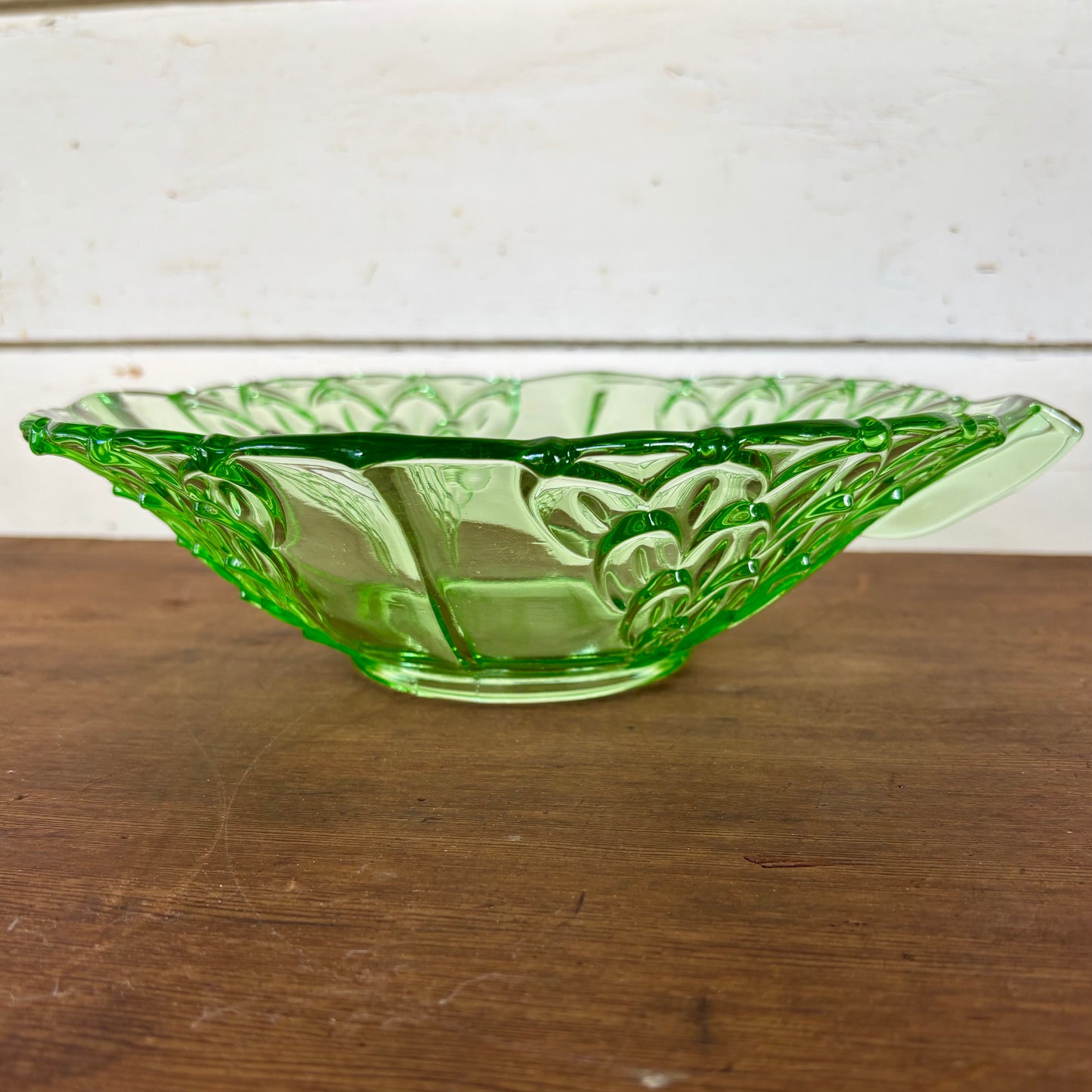 Vintage Uranium Glass Serving Bowl c.1930s – Glows Under UV Light