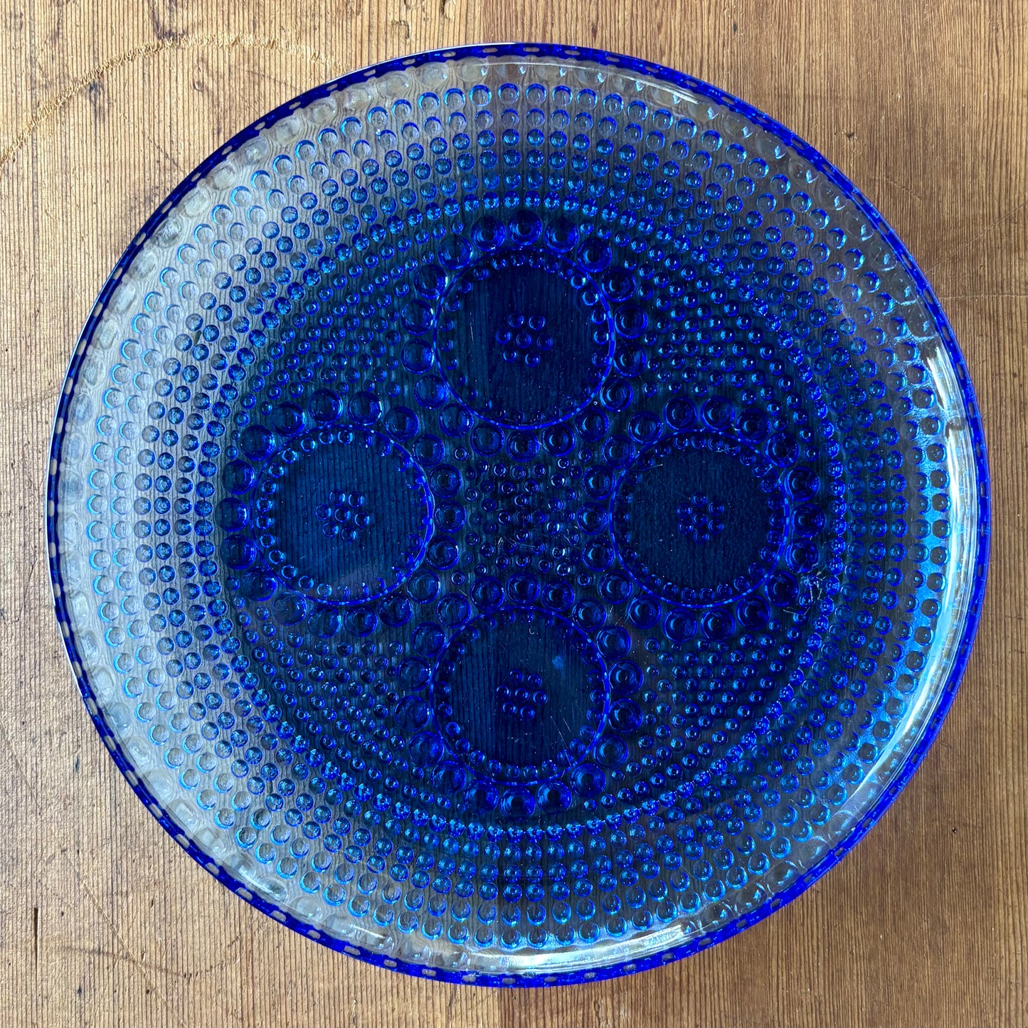 Riihimäen Lasi ‘Grapponia’ Blue Glass Charger by Nanny Still – 1968–1975 (22cm)