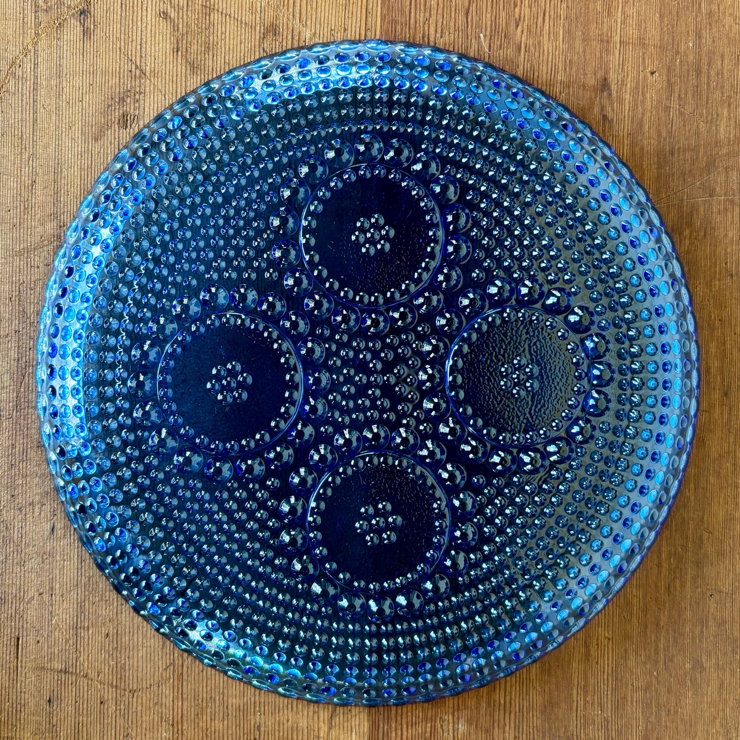 Riihimäen Lasi ‘Grapponia’ Blue Glass Charger by Nanny Still – 1968–1975 (22cm)