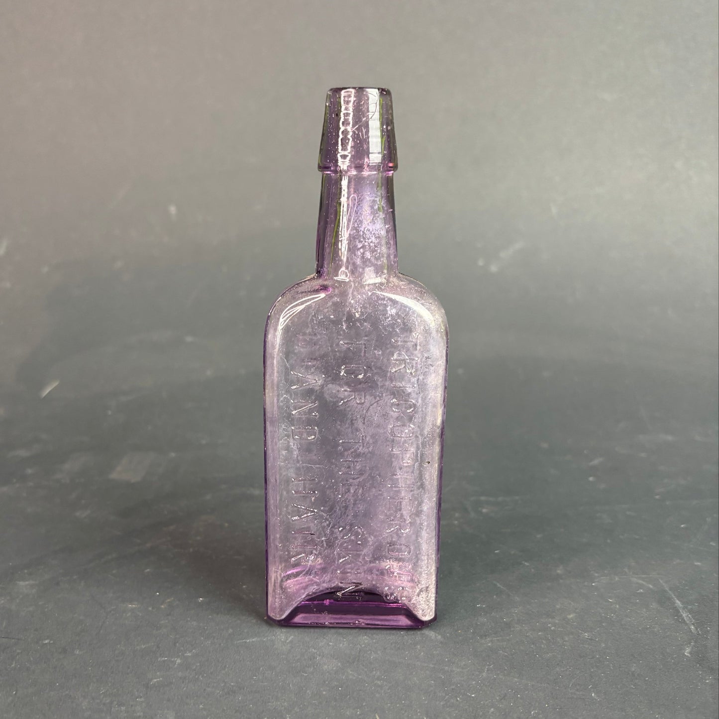 Antique Amethyst Poison Bottle – Dinneford’s Fluid Magnesia, London c.1900