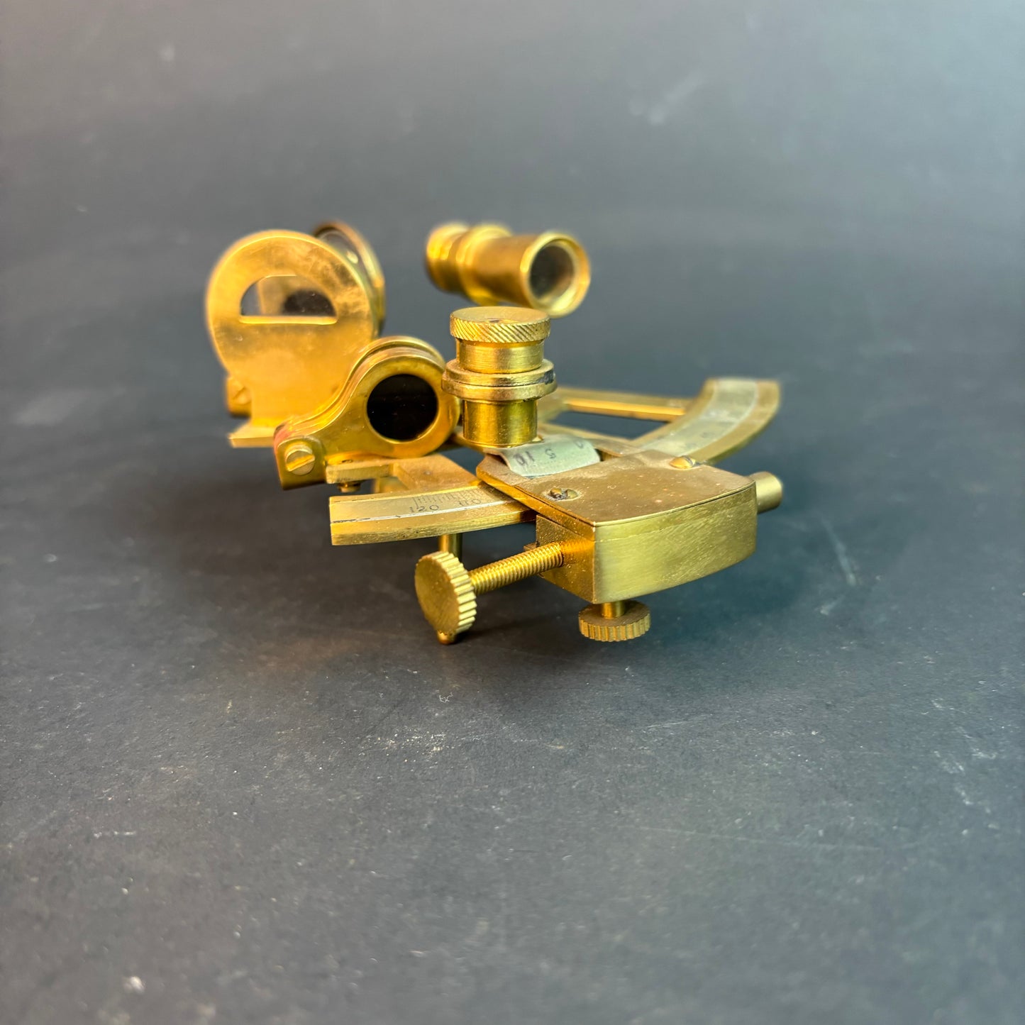 Vintage Brass Sextant – Nautical Navigation Instrument (Reproduction)