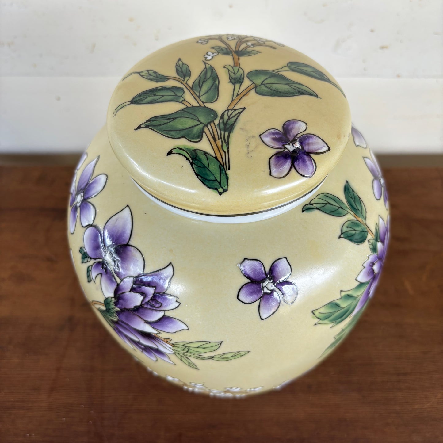 Decorative Floral Porcelain Ginger Jar (Made in China)