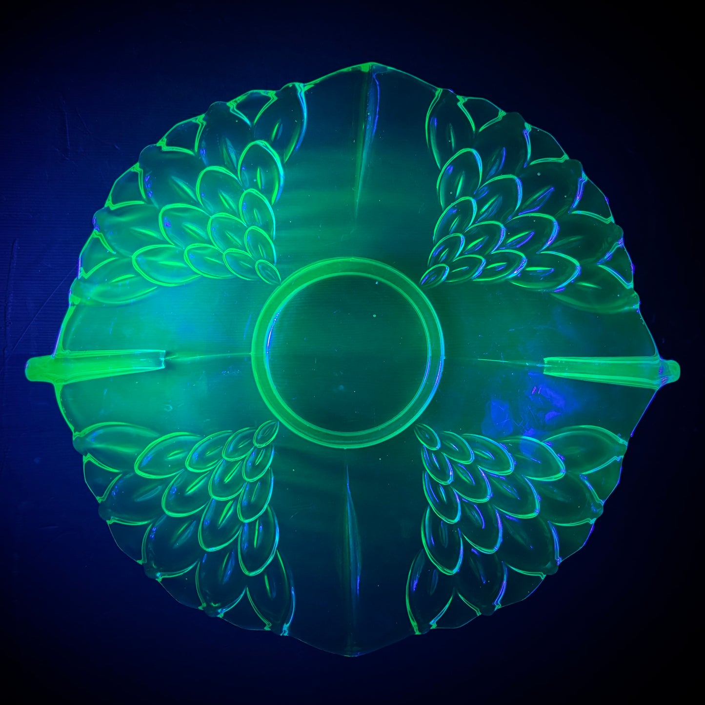 Vintage Uranium Glass Serving Bowl c.1930s – Glows Under UV Light