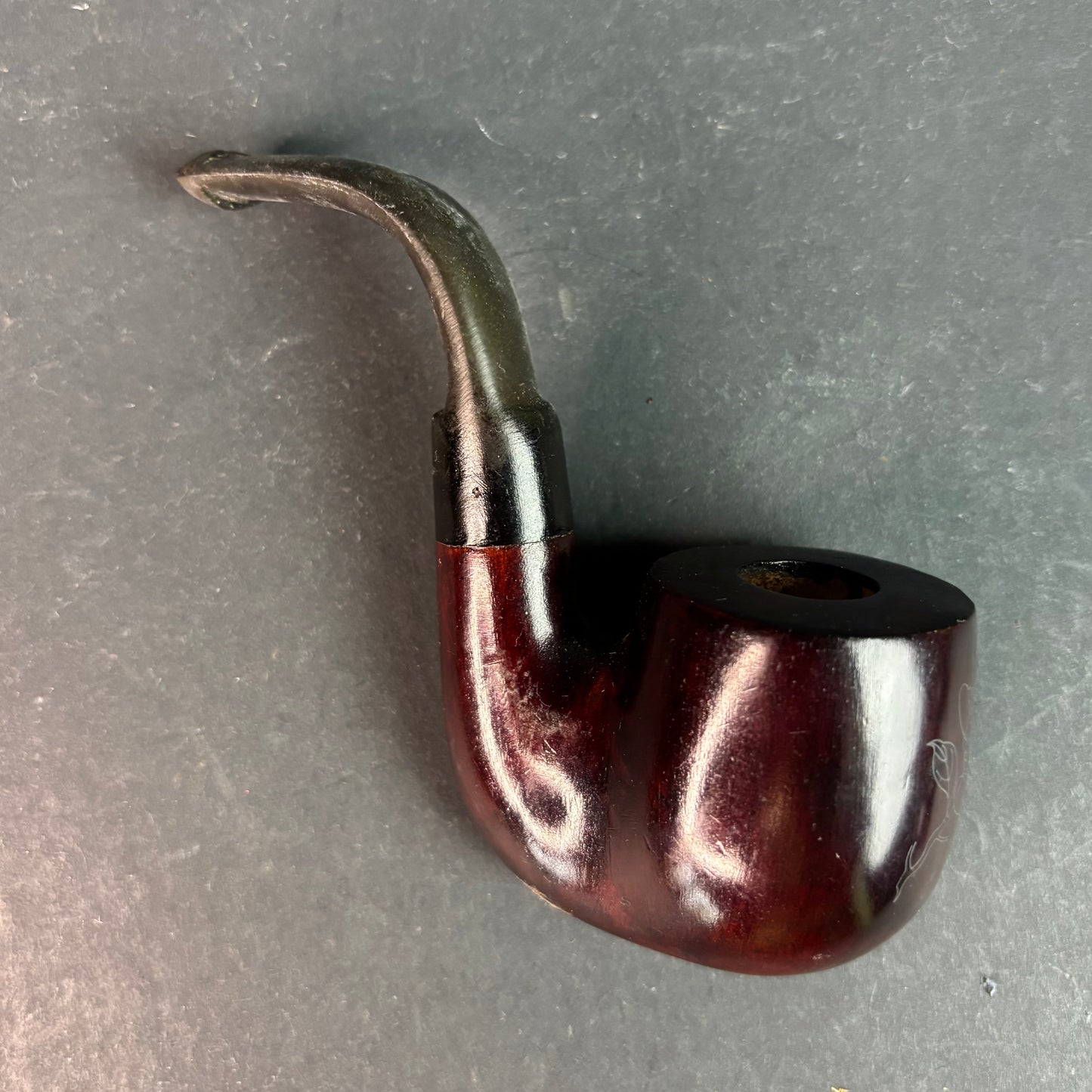 Vintage Chinese “Yandou” Tobacco Pipe – carved bird motif