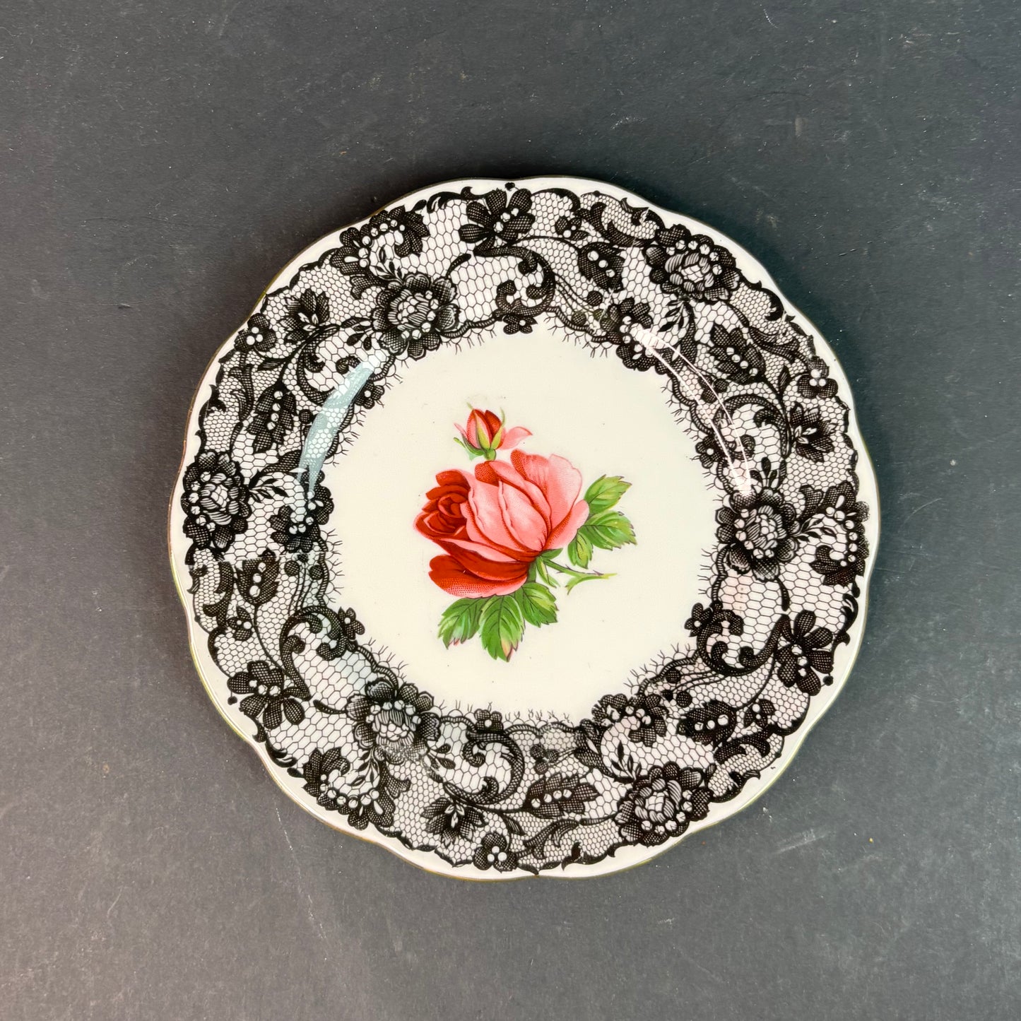 Royal Albert Senorita Trio Teacup Saucer Plate Black Lace Rose England