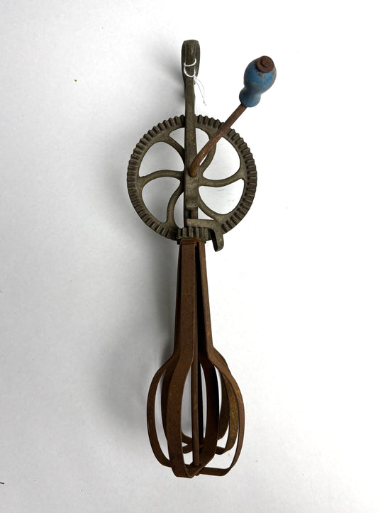 Vintage Handheld Egg Beater