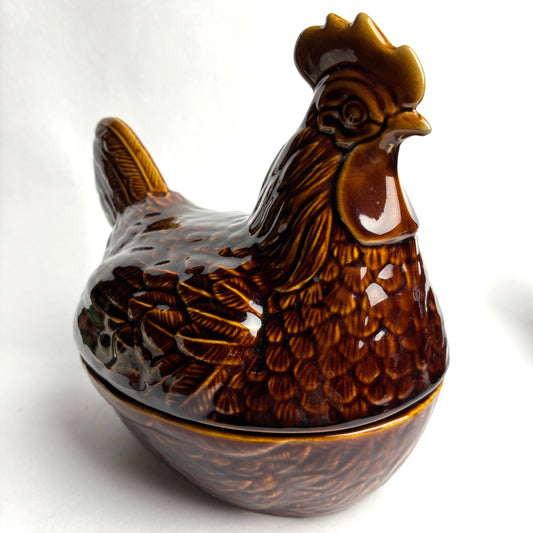 Large Nesting Chicken Egg Holder