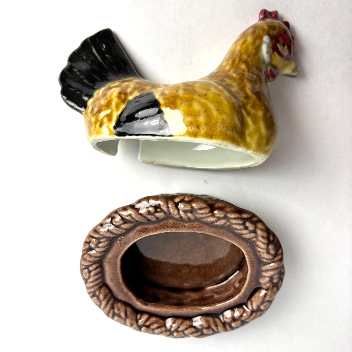 Small Nesting Chicken Egg Holder