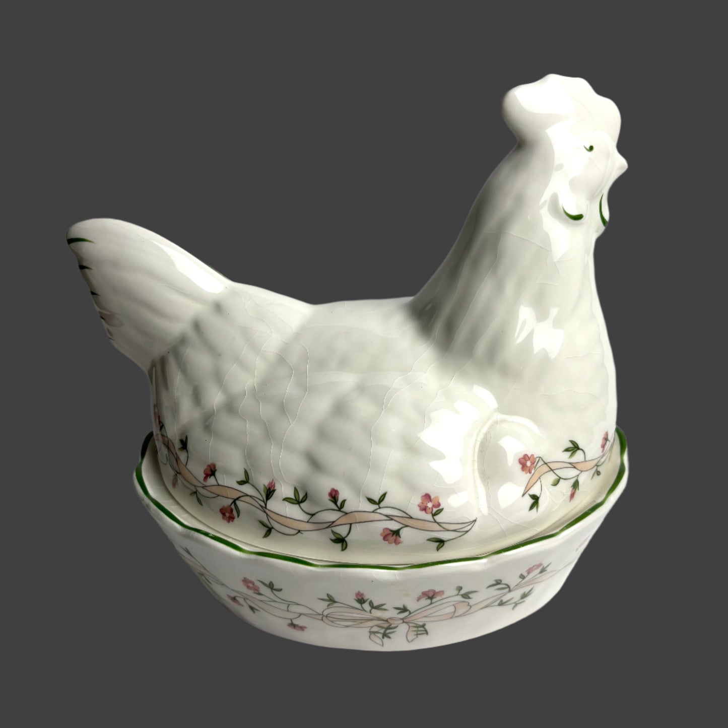 Large Nesting Chicken Egg Holder