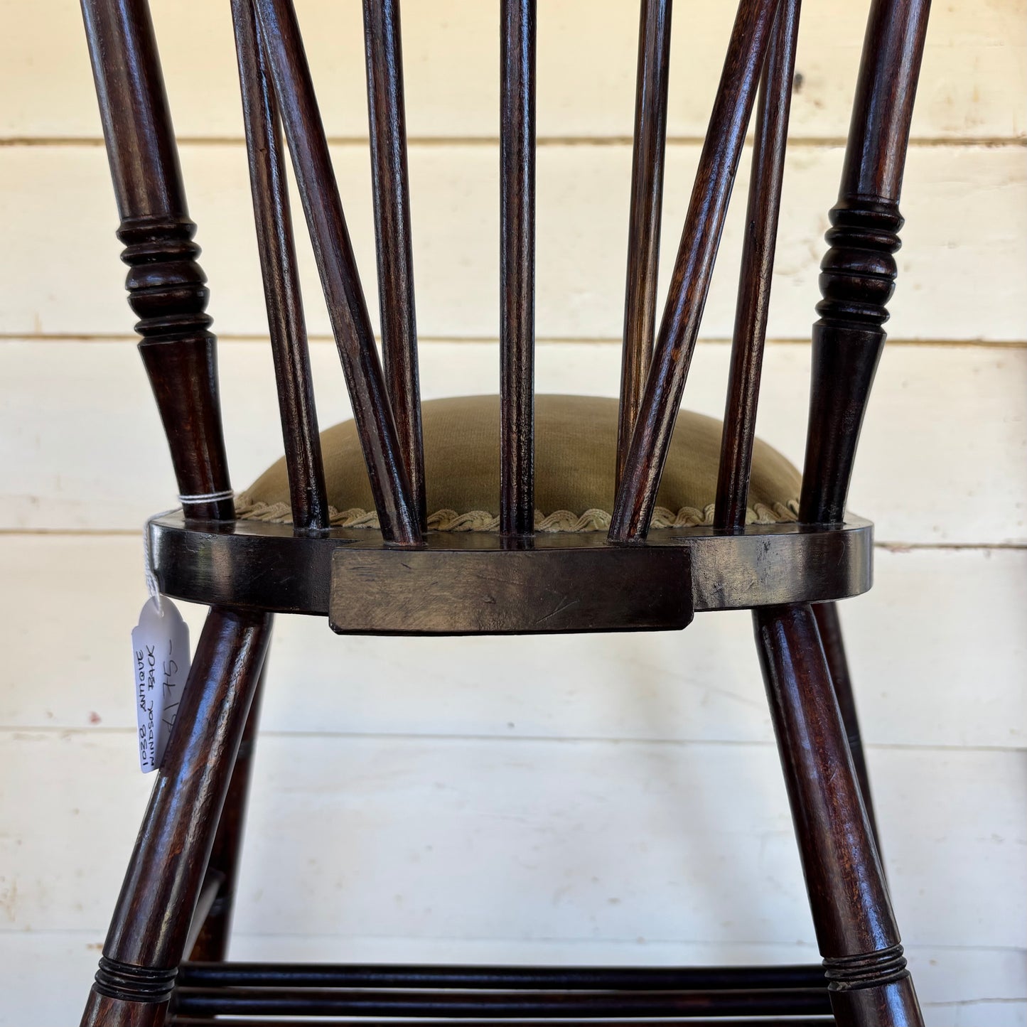Antique Victorian Spindle-Back Chair – Turned Legs & Original Upholstery