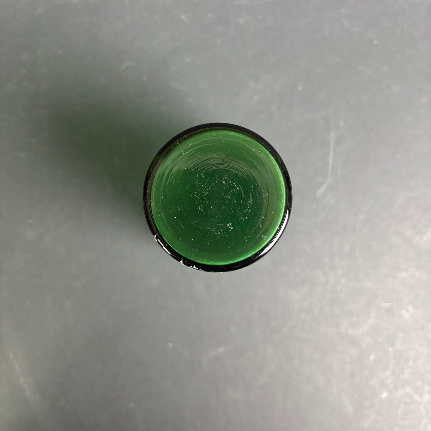Antique Green Mary Gregory Glass Tumbler – Cherub / Cupid c.1880