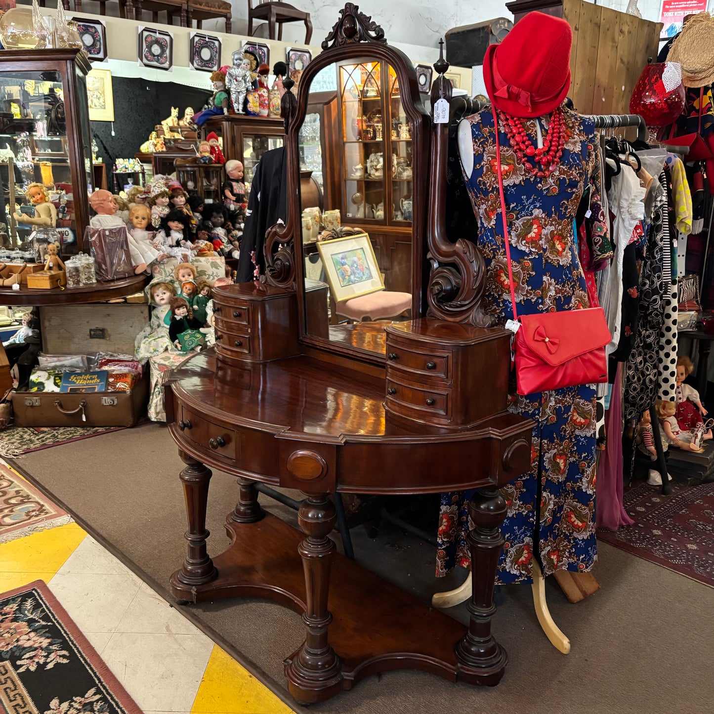 Victorian Mahogany Duchess Dressing Table c. 1870