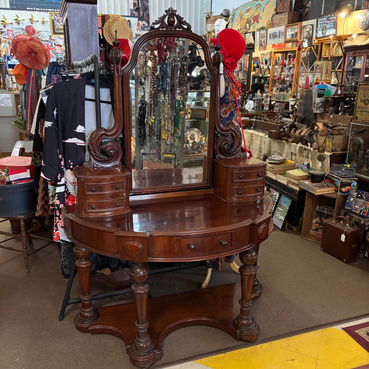 Victorian Mahogany Duchess Dressing Table c. 1870