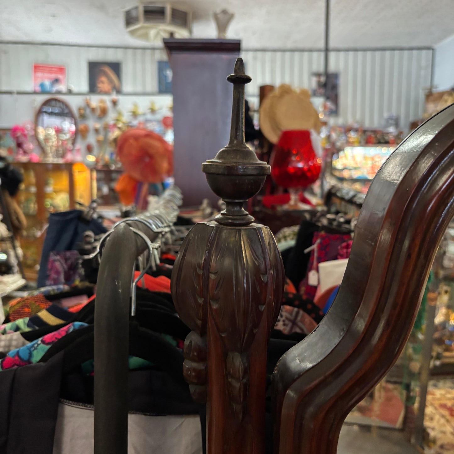 Victorian Mahogany Duchess Dressing Table c. 1870