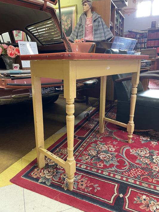 Retro laminex and pine farm table