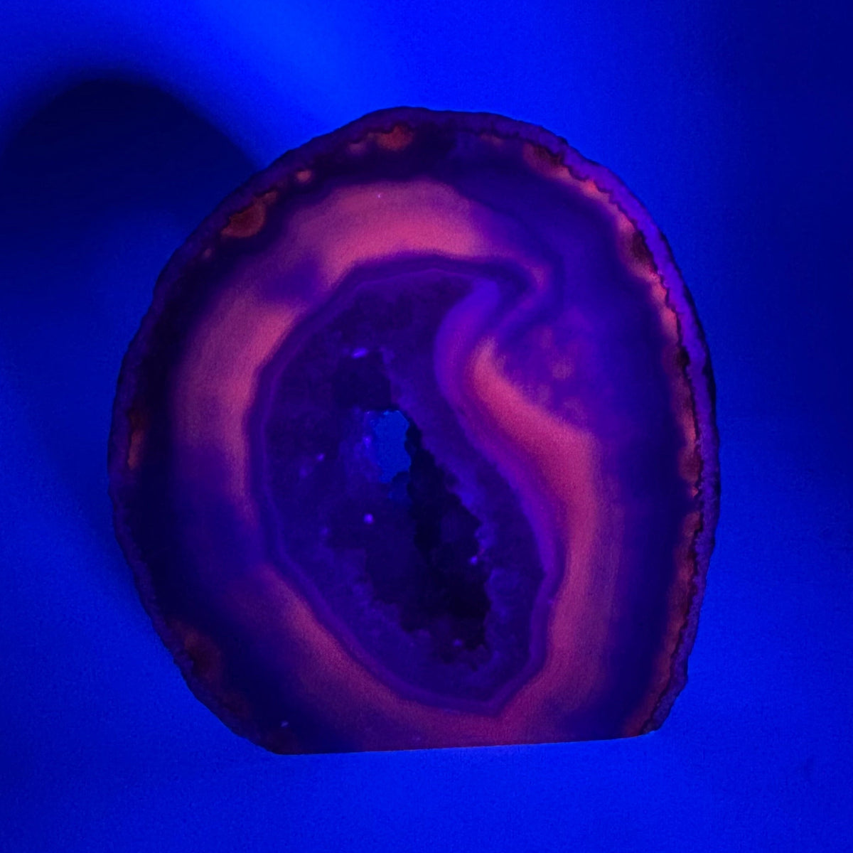 Dyed Pink & Purple Agate Geode with Druzy Quartz – 624g