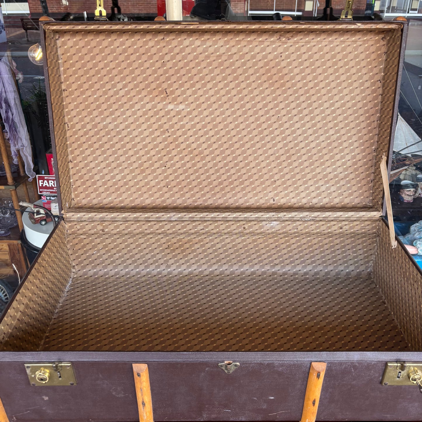 Vintage Cheney Cabin Trunk / Motor Trunk