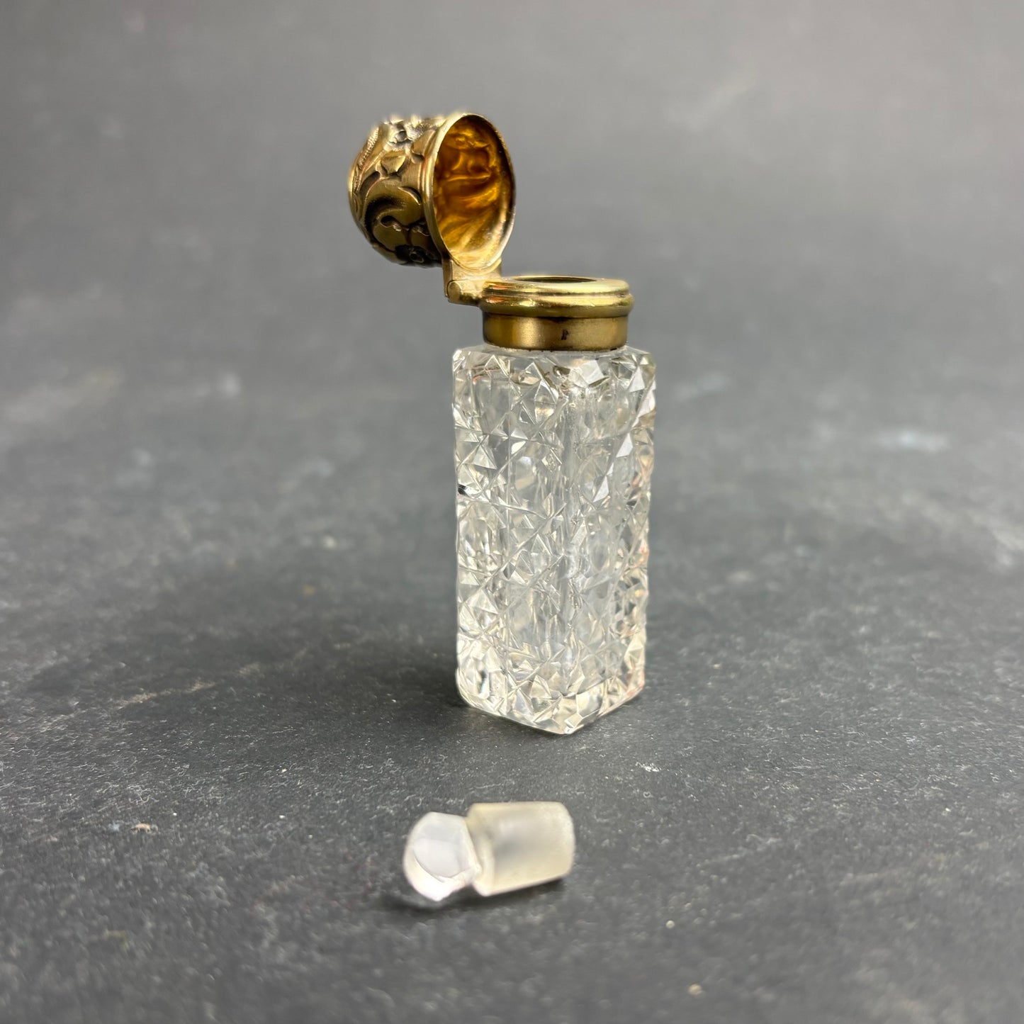 Victorian Sterling Silver Gilt & Cut Crystal Scent Bottle with Mourning Portrait c.1900