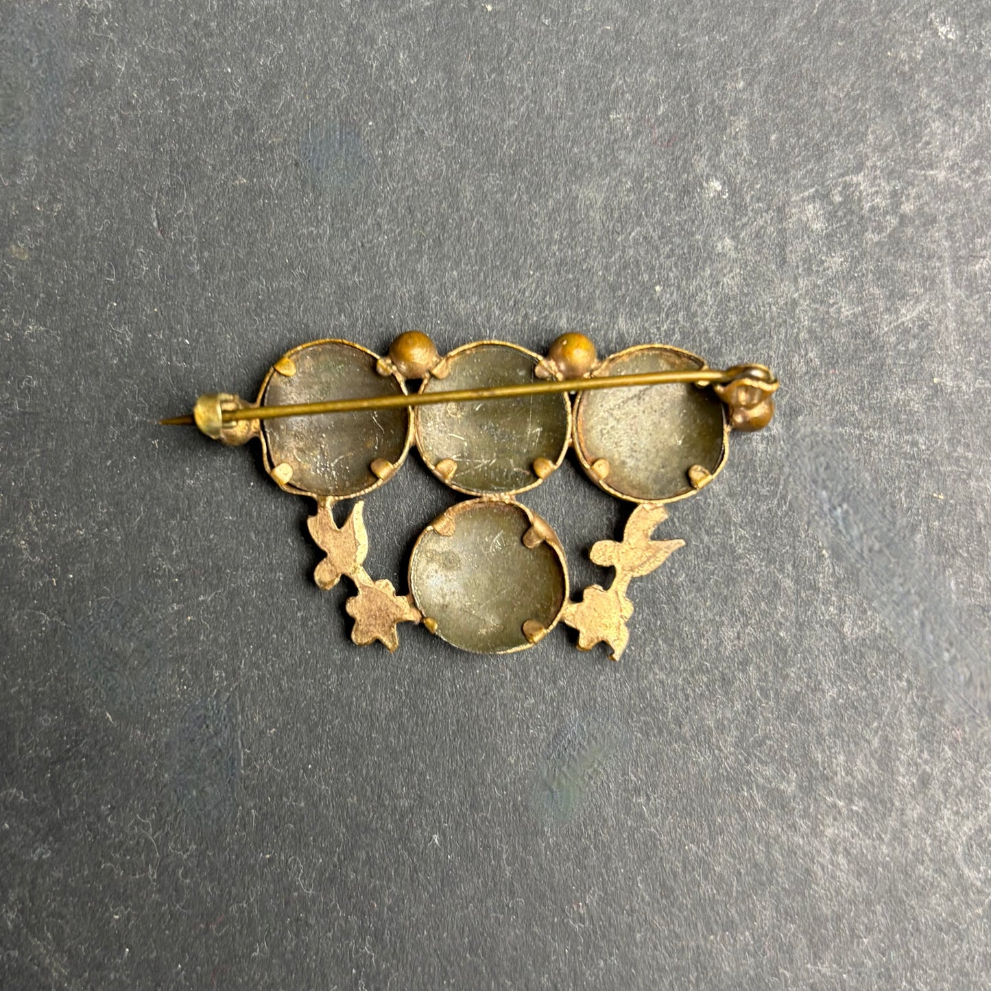 Late Victorian Family Portrait Brooch