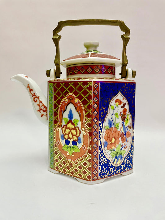 Vintage Imari style teapot
