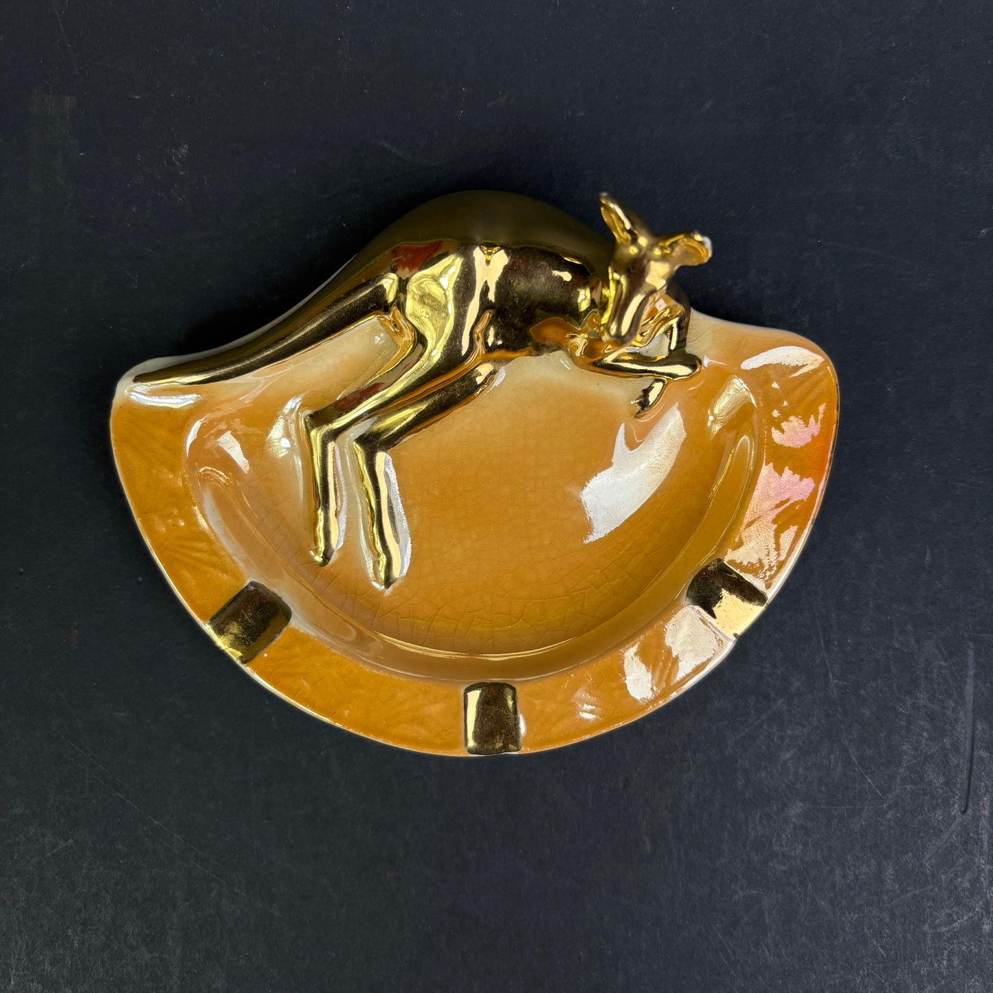 Wembley Ware Kangaroo Ashtray – Australian Pottery with Gold Lustre Finish