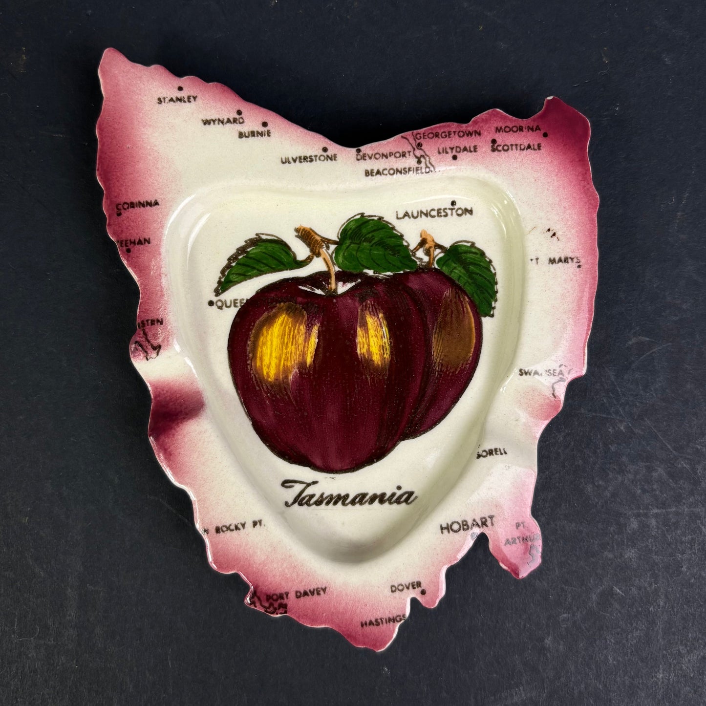 Vintage Tasmania Apple Souvenir Dish – Wembley Ware