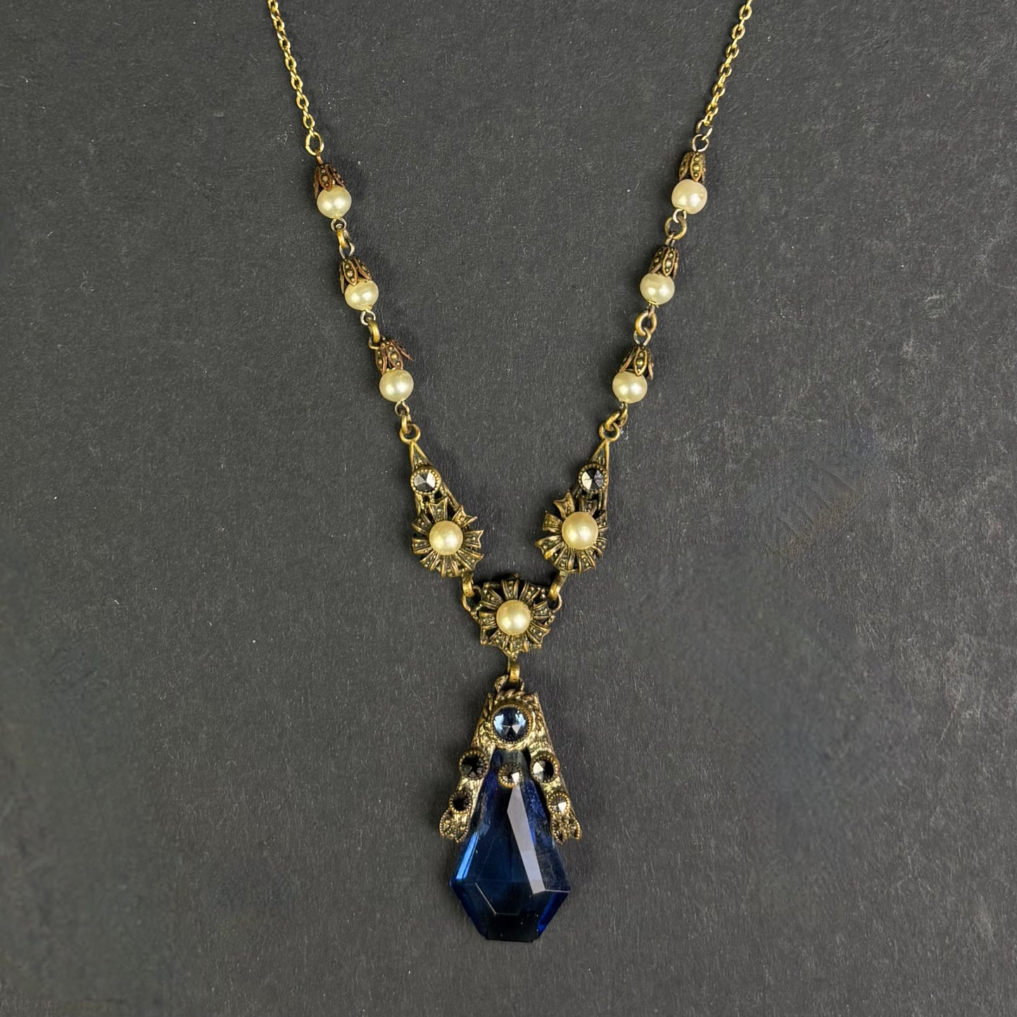 Vintage Art Deco Style Fluorescent Blue Glass Pendant Necklace
