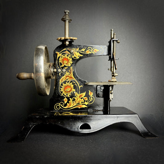 Casige Miniature Sewing Machine – Germany c.1920s, Hand-Painted Floral